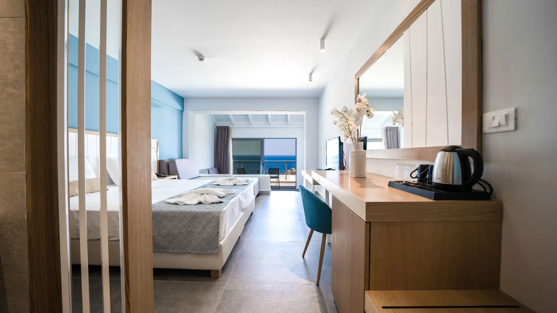 Superior Family Sea View